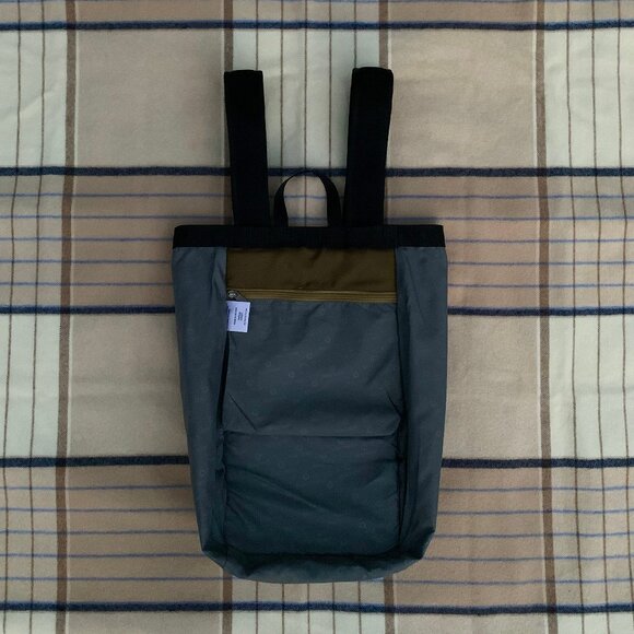Marmot hunter gatherer backpack tote - Picture 4 of 12